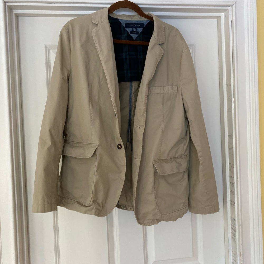 Tommy Hilfiger tan blazer